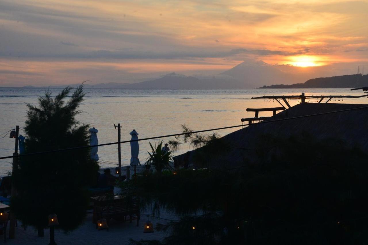 Living Asia Sunset Resort Гілі-Аїр Екстер'єр фото