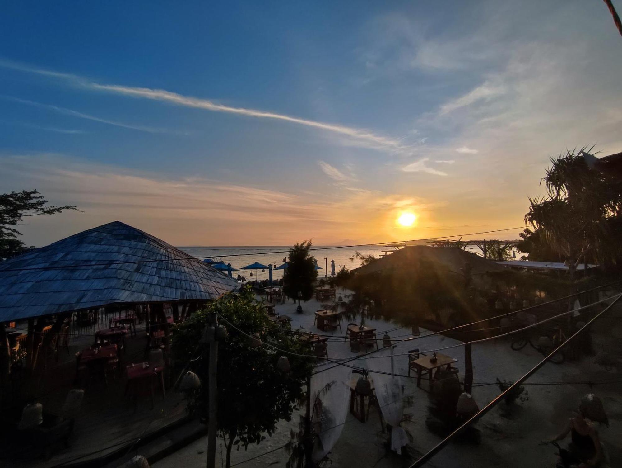 Living Asia Sunset Resort Гілі-Аїр Екстер'єр фото